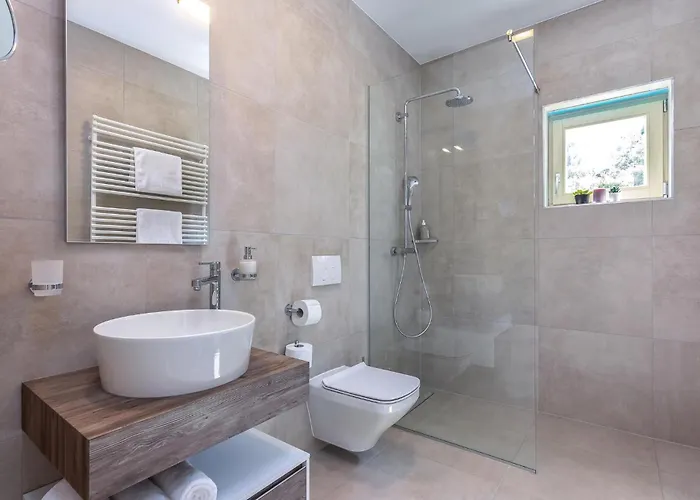 Дом отдыха In With Sauna