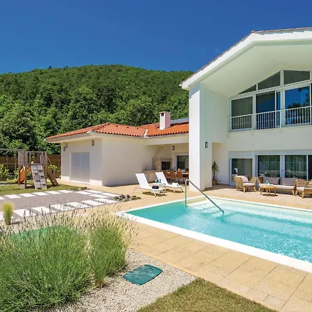 In With Sauna 펜션 *